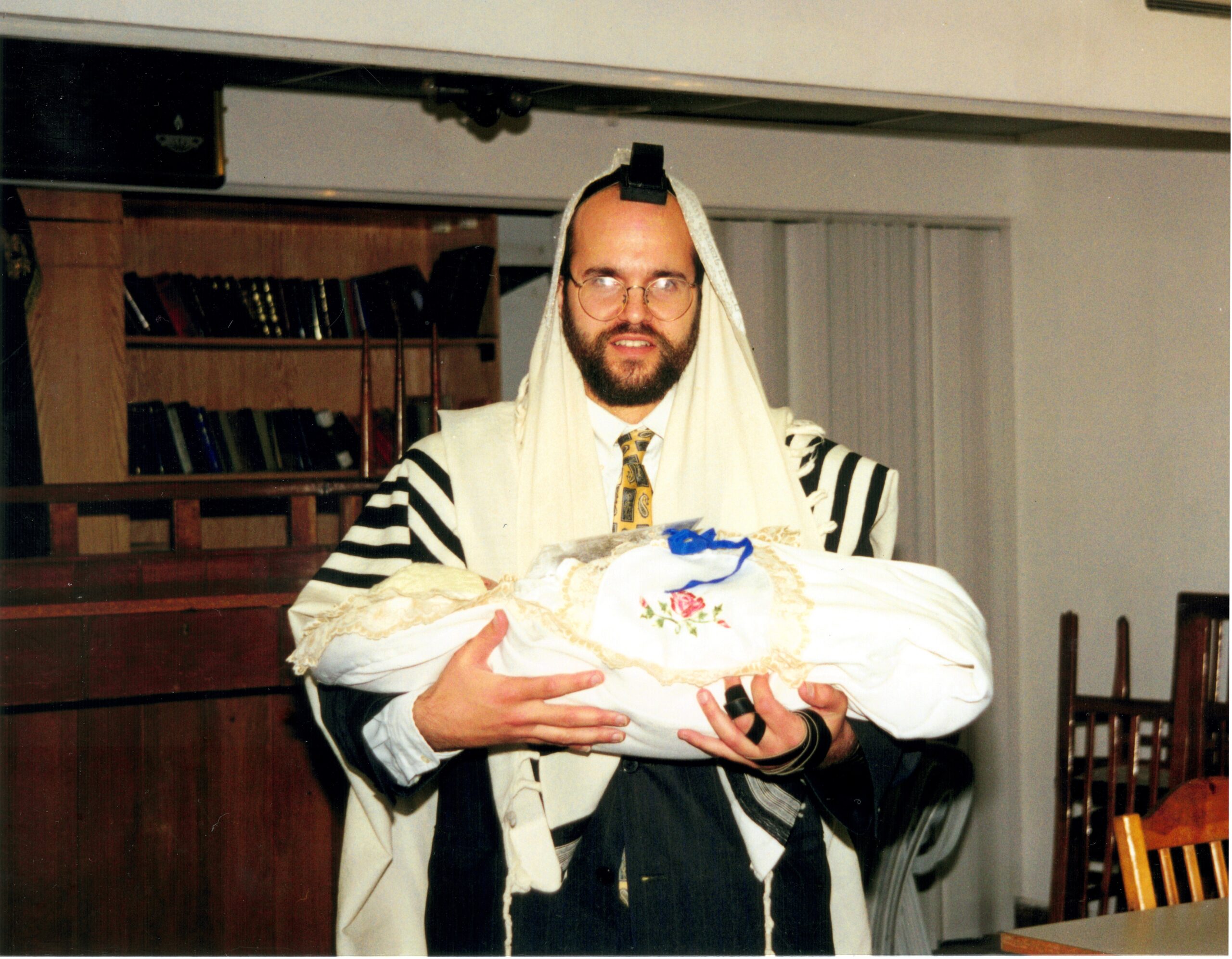 Holding YItzchak Meir before his bris